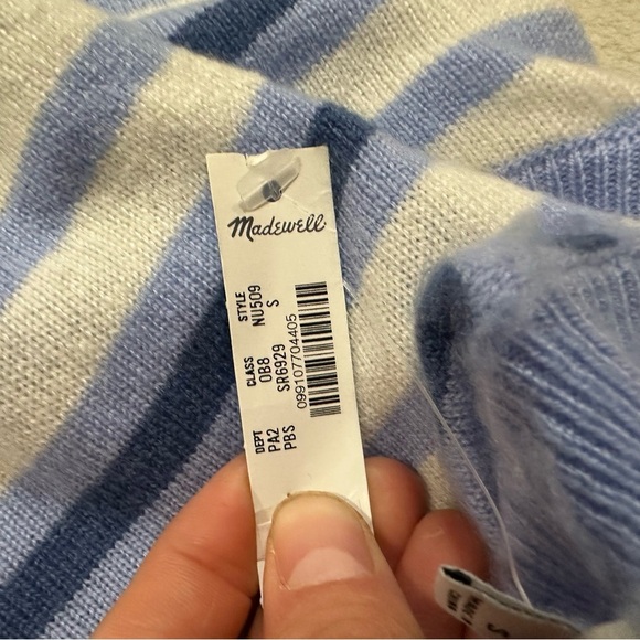 Madewell Cashmere Boxy Sweater - Picture 6 of 6